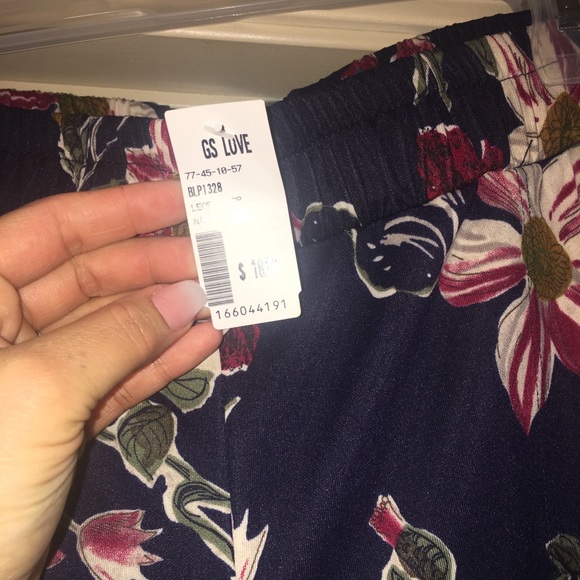 Dressy jogger pants with pockets - Picture 4 of 5